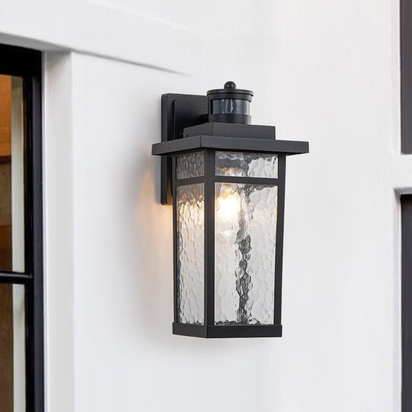 IP20 Hammer Glass Lantern Outdoor Wall Sconce